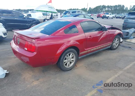 2009 Ford Mustang z USA, uszkodzony, nr VIN 1ZVHT80N195114641
